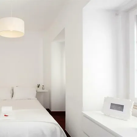 The Alfama's Heart- Cosy Flat 아파트